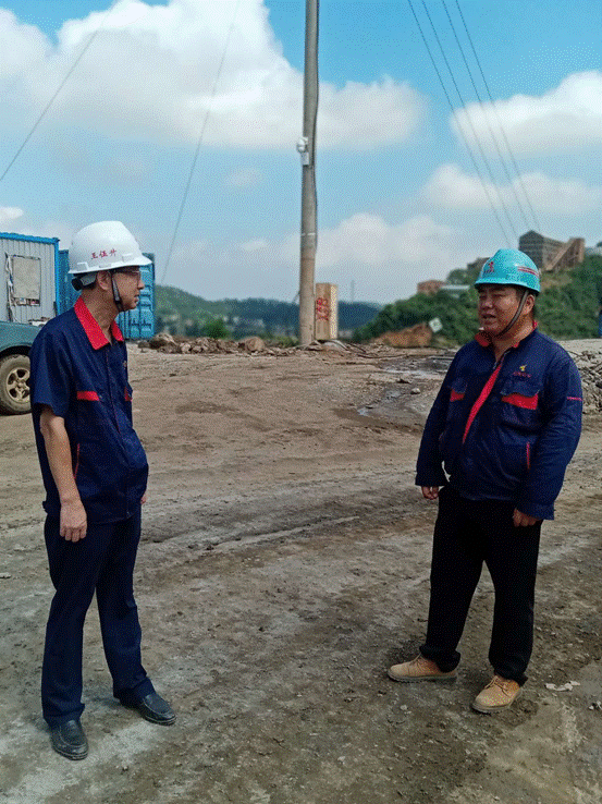 公司黨委書記到金磊項目部開展工作調研 公司黨委書記到金磊項目部開展工作調研