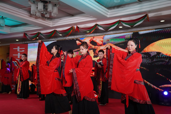 公司舉辦“建安賦”配樂(lè).朗誦.舞蹈專題競(jìng)演 公司舉辦“建安賦”配樂(lè).朗誦.舞蹈專題競(jìng)演